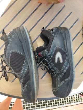 Zapatos seguridad COFRA negros