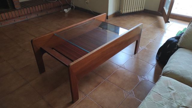 Tavolo vintage in legno in vetro