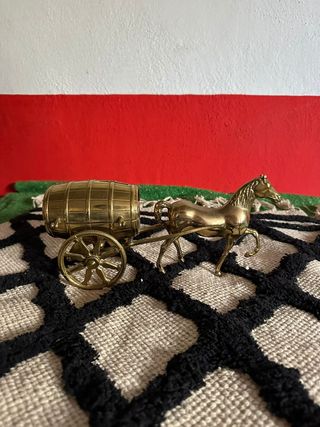 Carruaje caballo latón vintage
