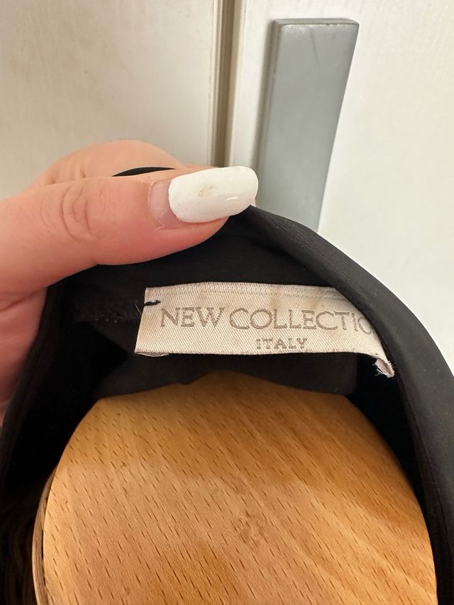 Blusa nera nuova collezione