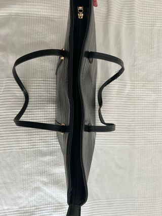 Bolso negro tipo tote