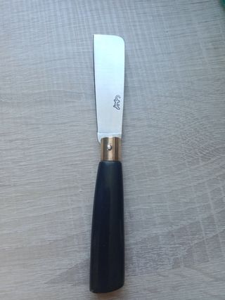 Cuchillo inox. y latón - 16cm