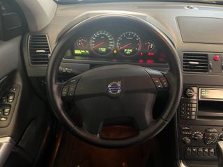 Volvo XC90 2.5 T Momentum