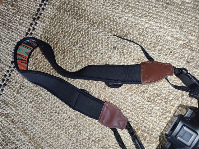 Correa cámara USA Gear TrueSHOT