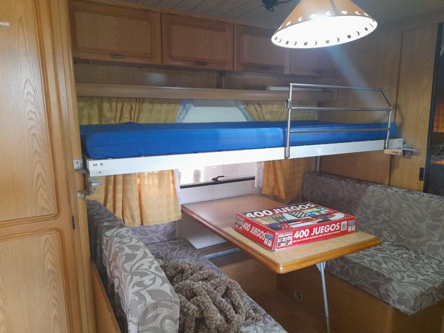 ➡️ CARAVANA BURSTNER 450 CON MOVIMIENTO CON MANDO