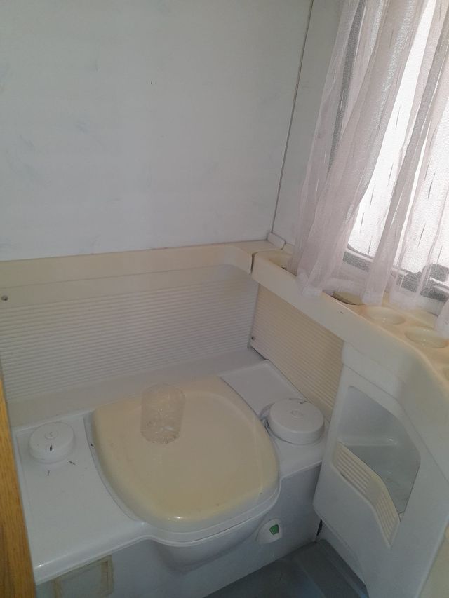 ➡️ CARAVANA BURSTNER 450 CON MOVIMIENTO CON MANDO