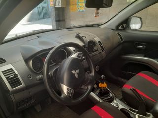 Mitsubishi Outlander 2007