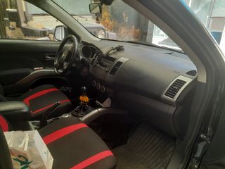 Mitsubishi Outlander 2007
