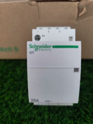 Contactor Schneider 25A - A9C20833