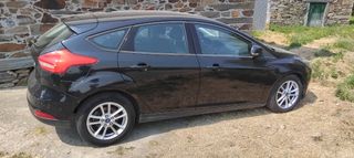 Ford Focus 2015 - Carrocería