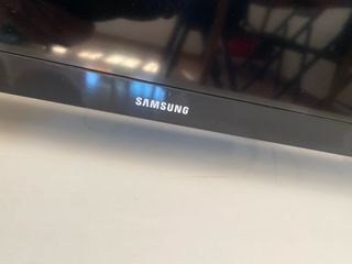 TV Samsung 32" negra