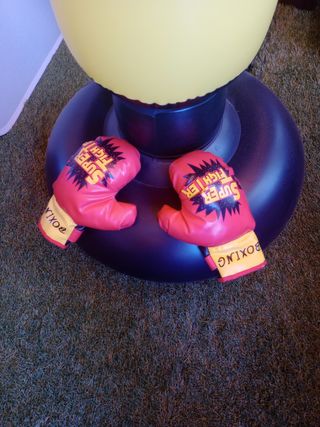 Saco de boxeo inflable infantil