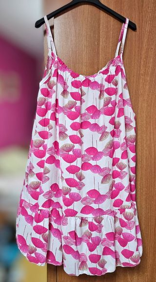 Vestido corto volante