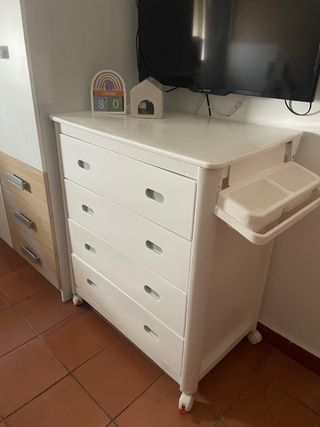 Cambiador bebé blanco con ruedas