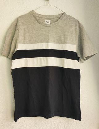 Camiseta polo Zara gris, negro y blanco