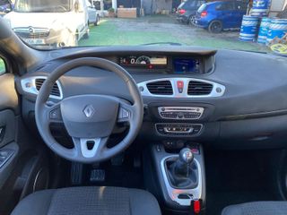 Renault Scenic 2010