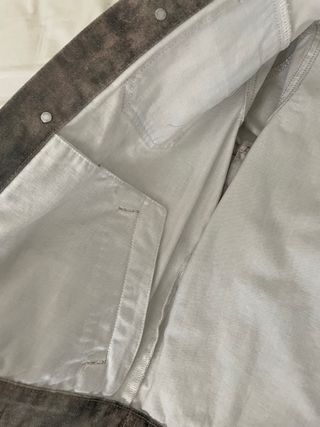 Cazadora vaquera estampado tie dye