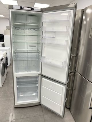 Nevera Electrolux Acero inoxidable A++ 201x60cm