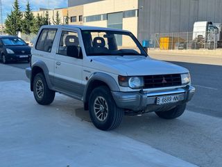 Mitsubishi Montero 1999