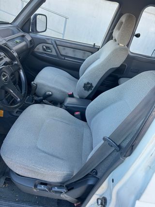 Mitsubishi Montero 1999