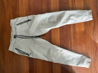 Sudadera y pantalón  NASA Moon gris