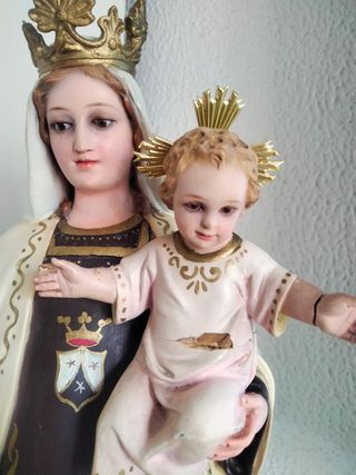Virgen del Carmen Olot - Estatua