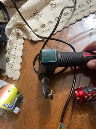 Puños acelerador patinete eléctrico