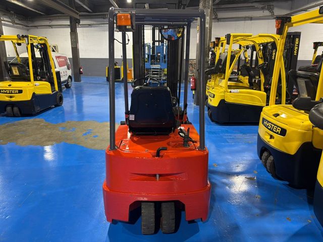 581 - Linde E15 1500Kg Eléctrica Económica