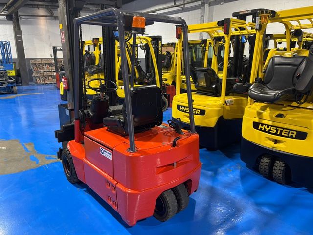 581 - Linde E15 1500Kg Eléctrica Económica