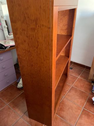 Estantería madera marrón-morada