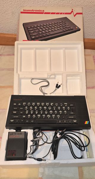 ZX Spectrum+ Sinclair: Ordenador Retro