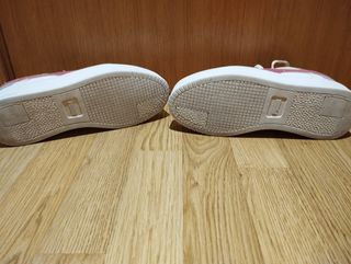 Zapatillas Puma blancas con purpurina rosa