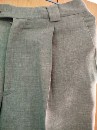 Traje gris 3 piezas.