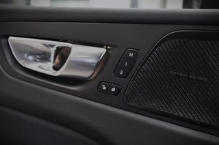 Volvo XC60 D4 R-Design+Camara Trasera+Navegacion