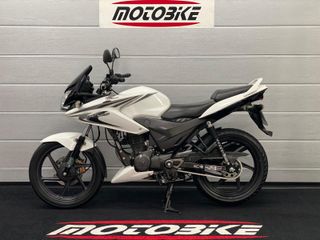 HONDA CBF 125 blanca