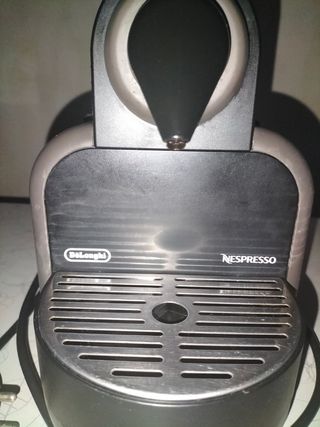 Cafetera Nespresso DeLonghi