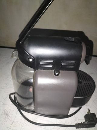 Cafetera Nespresso DeLonghi