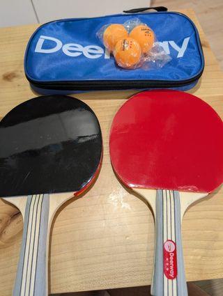 Set Ping Pong Deerway: 2 palas, 3 pelotas