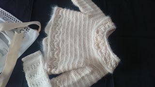 Conjunto bebé vintage: faldón , chaquetas y babero