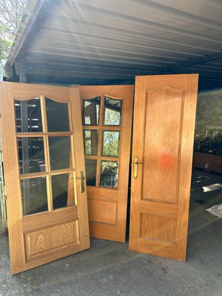 3 Puertas madera maciza interiores