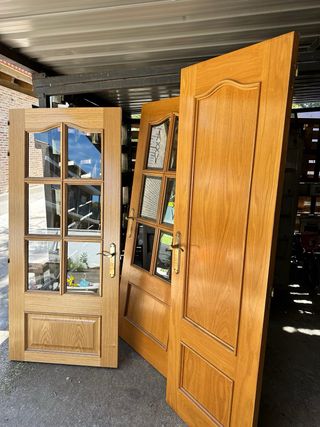 3 Puertas madera maciza interiores
