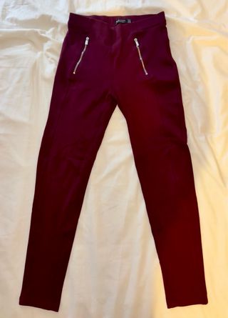 Leggings burdeos de Bershka