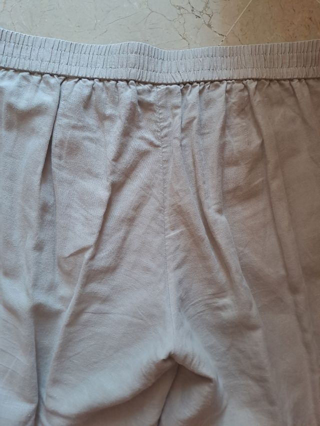 Pantalón lino beige