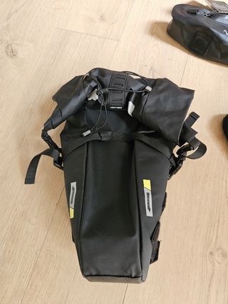 Bolsa sillín Rhinowalk 13L bikepacking
