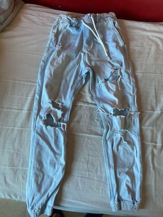 Pantalones Bershka rotos azules 