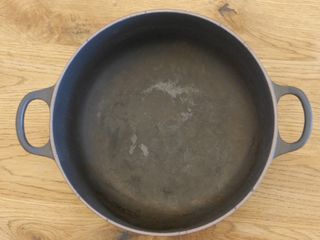 Cocotte de hierro fundido Le Creuset negra 20 cm 