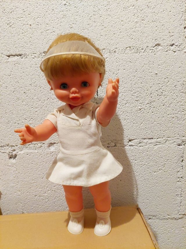 Muñeca carolina tenista años 70