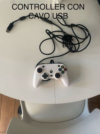 Xbox One S bianca +
Controller + Vari Giochi Inclu