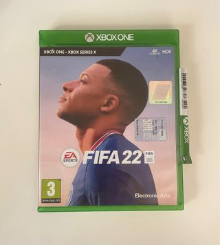 Xbox One S bianca +
Controller + Vari Giochi Inclu
