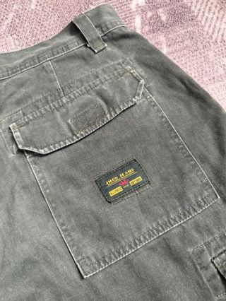 JNCO VERY VINTAGE BAGGY SHORTS

SK8 RAP HIPHOP Y2K